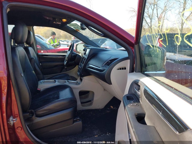 Продажа на аукционе авто 2017 Dodge Grand Caravan Sxt, vin: 2C4RDGCG5HR800257, номер лота: 43643912