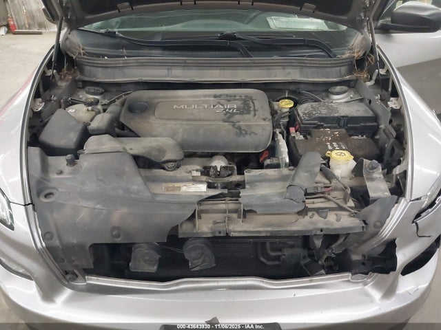 1C4PJLAB8GW257833 Jeep Cherokee Sport