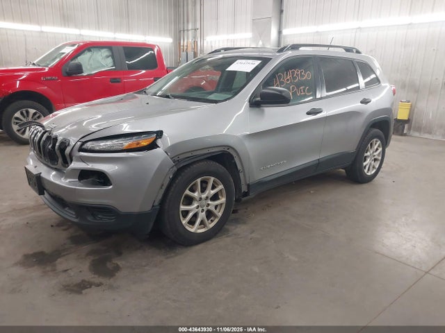 1C4PJLAB8GW257833 Jeep Cherokee Sport