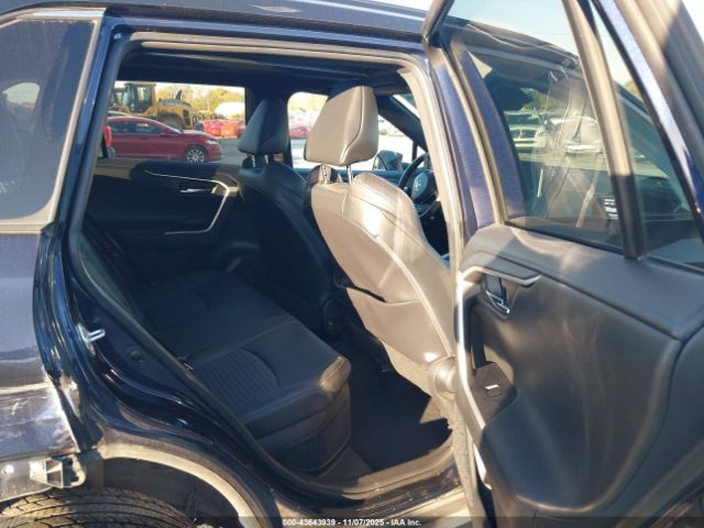 2021 TOYOTA RAV4 HYBRID 4T3E6RFV9MU027422 Photo 7