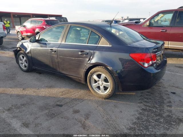 2014 CHEVROLET CRUZE 1G1PC5SB6E7255504 Photo 2