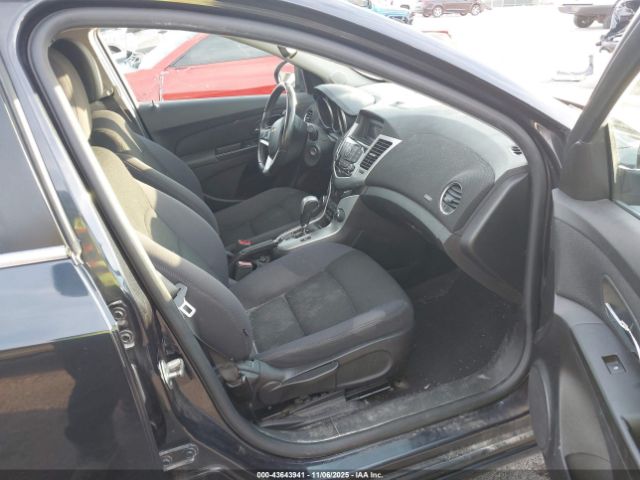 2014 CHEVROLET CRUZE 1G1PC5SB6E7255504 Photo 4