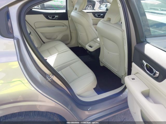 2019 VOLVO S60 7JR102FK3KG009120 Photo 7