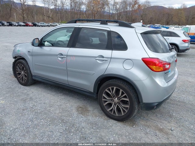 2017 MITSUBISHI OUTLANDER SPORT JA4AR3AU7HZ022320 Photo 2