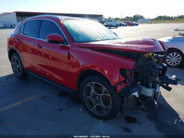 2018 ALFA ROMEO STELVIO ZASFAKAN7J7B64374