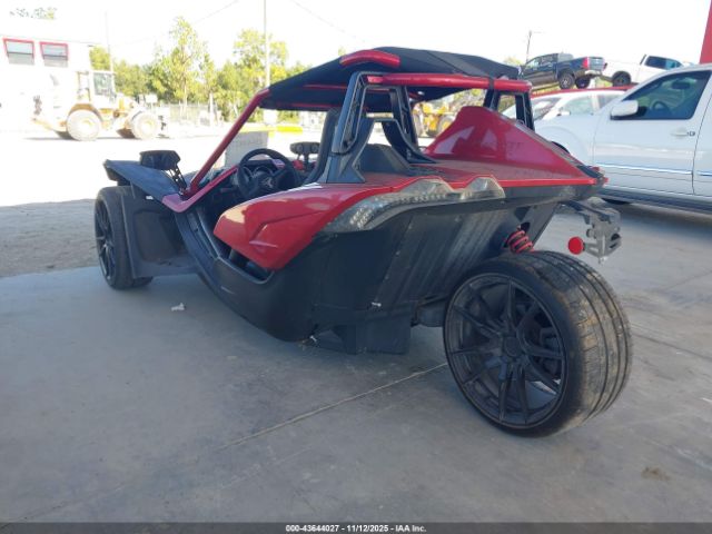 2017 POLARIS SLINGSHOT 57XAAPFA7H8125012 Photo 2