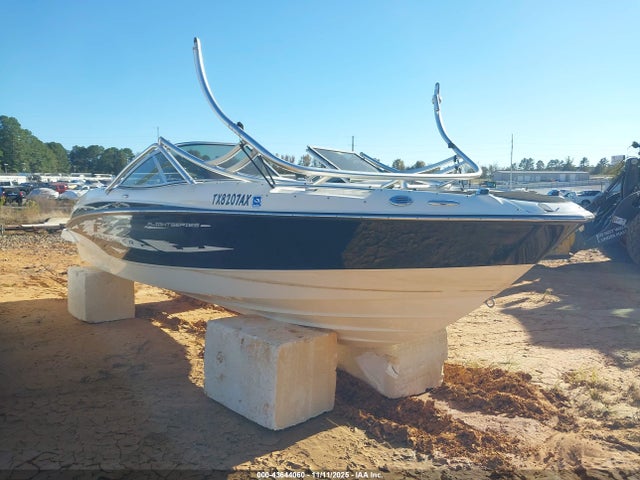Продаж на аукціоні авто 2009 Bayliner 225br, vin: USHA39CDC809, номер лоту: 43644060