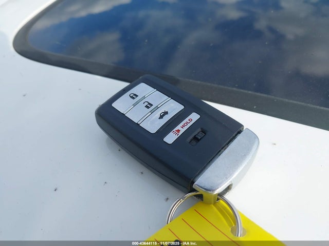43644115 :رقم المزاد ، 19UDE2F38HA015398 vin ، 2017 Acura Ilx Acurawatch Plus Package مزاد بيع