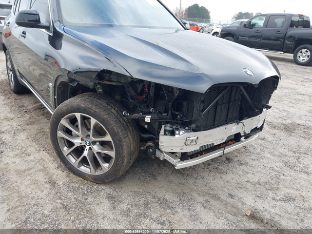 5UX13EU03R9U62255 BMW X5 Sdrive40i