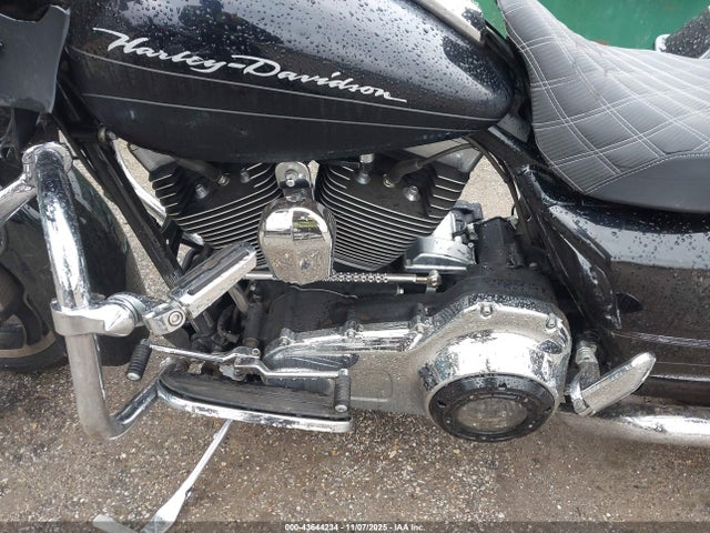 2012 HARLEY-DAVIDSON FLTRX 1HD1KHM16CB642407 Photo 8