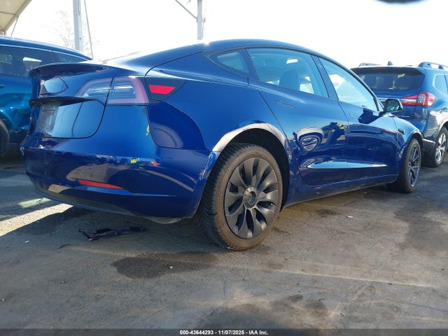 2018 TESLA MODEL 3 5YJ3E1EAXJF076642 Photo 3