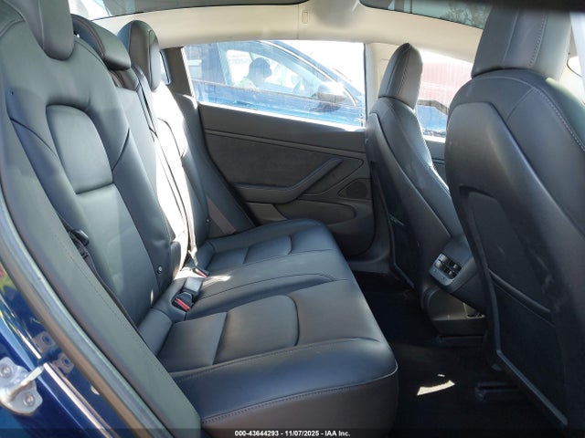 2018 TESLA MODEL 3 5YJ3E1EAXJF076642 Photo 7
