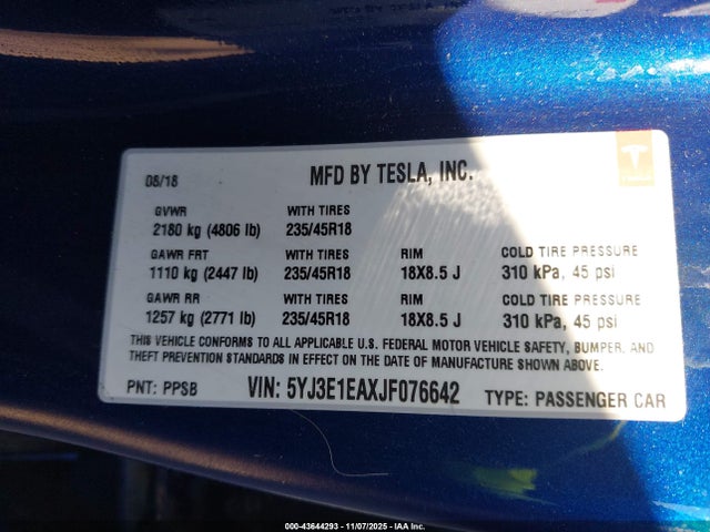 2018 TESLA MODEL 3 5YJ3E1EAXJF076642 Photo 8