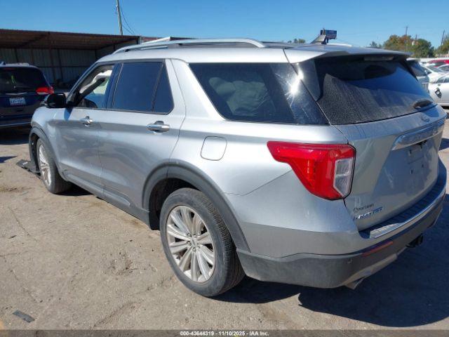 2022 FORD EXPLORER 1FMSK7FH5NGC33388 Photo 2