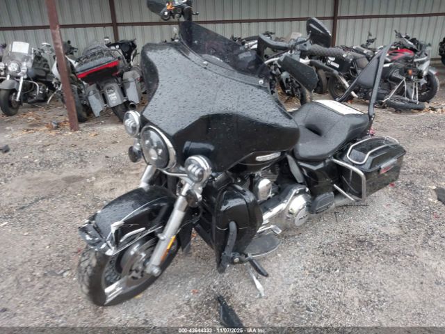 2012 HARLEY-DAVIDSON FLHTK 1HD1KEM17CB668173 Photo 1