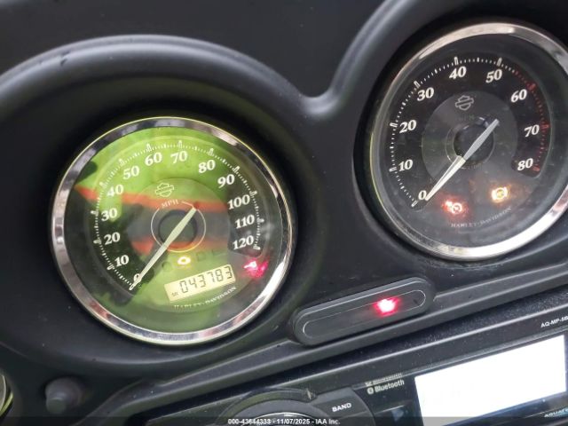 2012 HARLEY-DAVIDSON FLHTK 1HD1KEM17CB668173 Photo 6