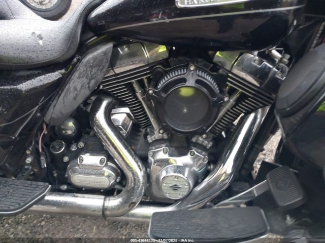 2012 HARLEY-DAVIDSON FLHTK 1HD1KEM17CB668173 Photo 7