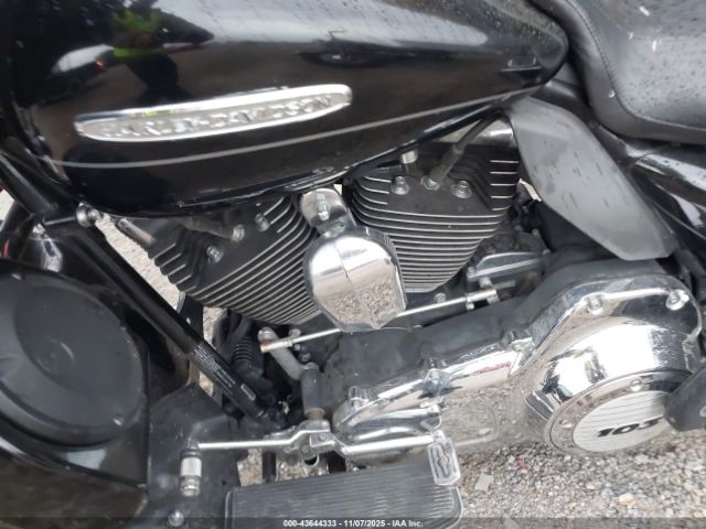 2012 HARLEY-DAVIDSON FLHTK 1HD1KEM17CB668173 Photo 8