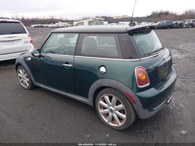 2008 MINI COOPER S WMWMF73558TV35428 Photo 2