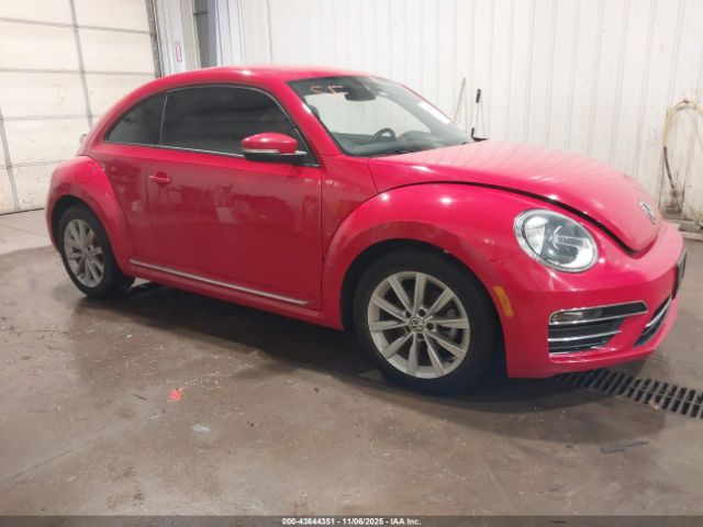 2017 VOLKSWAGEN BEETLE 3VWJ17AT7HM628677