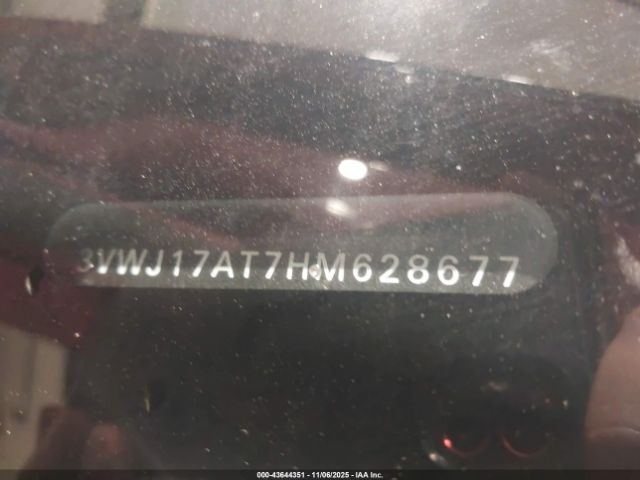 2017 VOLKSWAGEN BEETLE 3VWJ17AT7HM628677 Photo 8