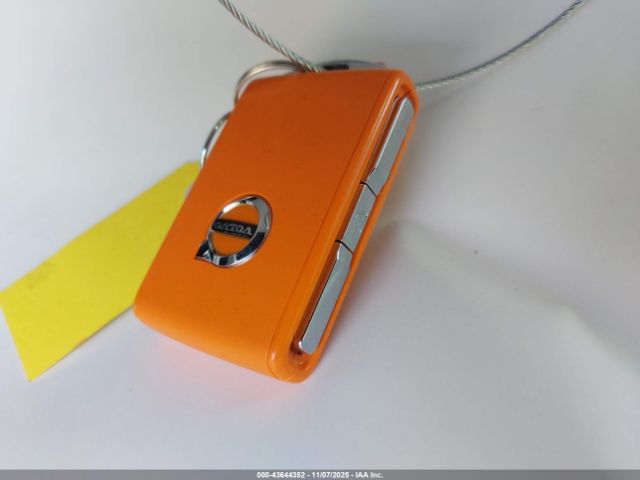 2024 VOLVO XC60 YV4L12RK4R1923970 Photo 10