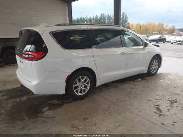 2021 CHRYSLER PACIFICA 2C4RC1BG2MR559415 Photo 3