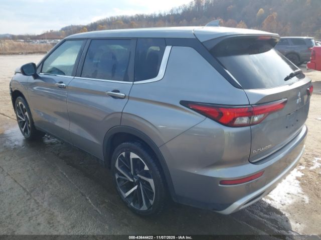 2022 MITSUBISHI OUTLANDER JA4J4UA8XNZ067268 Photo 2