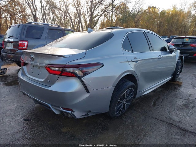 Продажа на аукционе авто 2021 Toyota Camry Se, vin: 4T1G11AK2MU524990, номер лота: 43644441