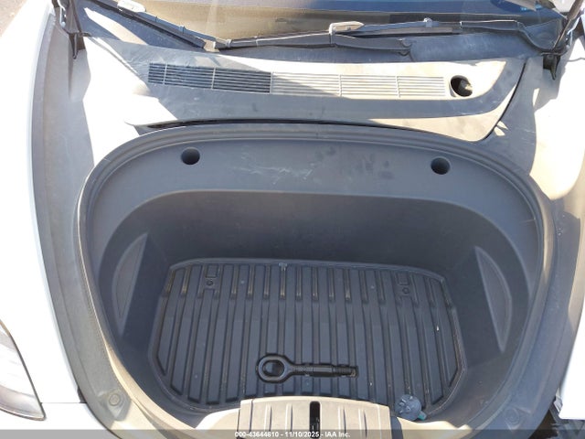 2023 TESLA MODEL 3 5YJ3E1EA9PF620248 Photo 9