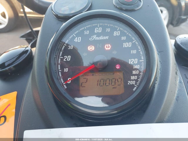 43644616 :رقم المزاد ، 56KTJDDB6M3396544 vin ، 2021 Indian Motorcycle Co. Springfield Dark Horse مزاد بيع