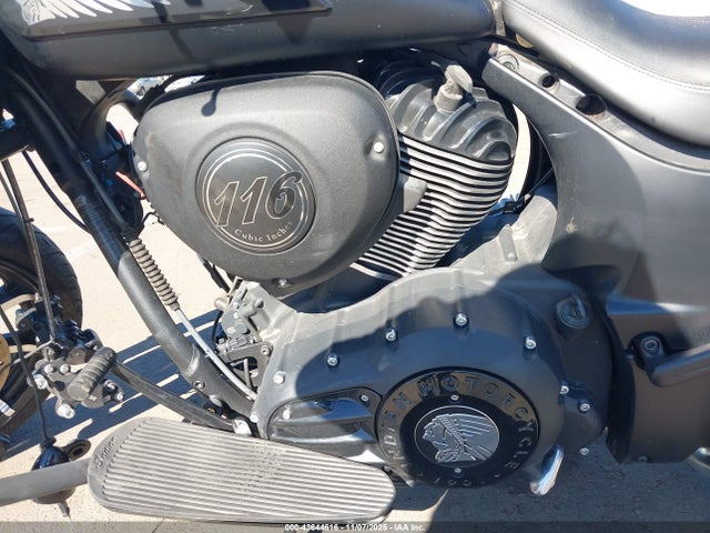 43644616 :رقم المزاد ، 56KTJDDB6M3396544 vin ، 2021 Indian Motorcycle Co. Springfield Dark Horse مزاد بيع