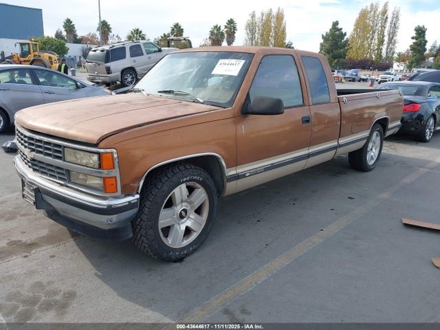 1989 CHEVROLET GMT-400 2GCFC29K4K1147351 Photo 1
