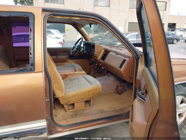 1989 CHEVROLET GMT-400 2GCFC29K4K1147351 Photo 4