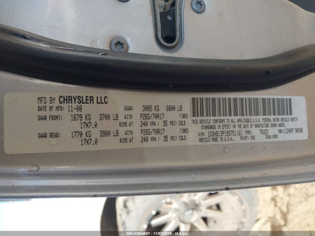 2009 DODGE RAM 1500 1D3HB13P19S751161 Photo 8