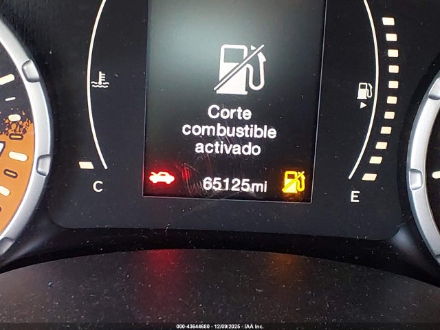 Продажа на аукционе авто 2015 Jeep Renegade Latitude, vin: ZACCJABT2FPC34277, номер лота: 43644680