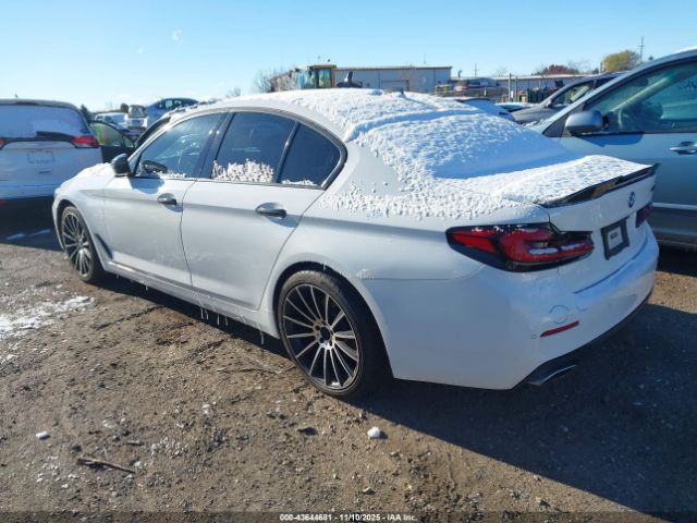 2021 BMW 530I WBA53BH02MWX17562 Photo 2