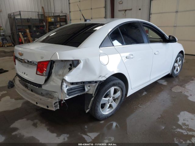 2014 CHEVROLET CRUZE 1G1PC5SBXE7272578 Photo 3