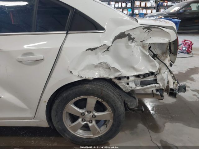 2014 CHEVROLET CRUZE 1G1PC5SBXE7272578 Photo 5