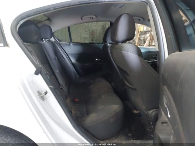 2014 CHEVROLET CRUZE 1G1PC5SBXE7272578 Photo 7