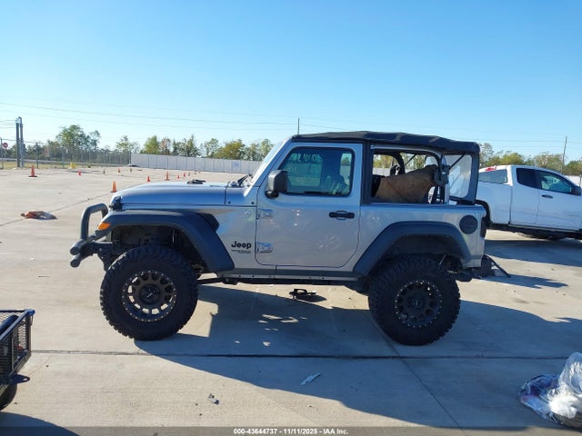 1C4GJXAG8MW699266 Jeep Wrangler Sport 4x4