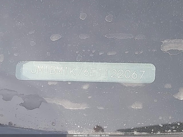 JM1BM1K76E1122067 Mazda Mazda3 I Sport