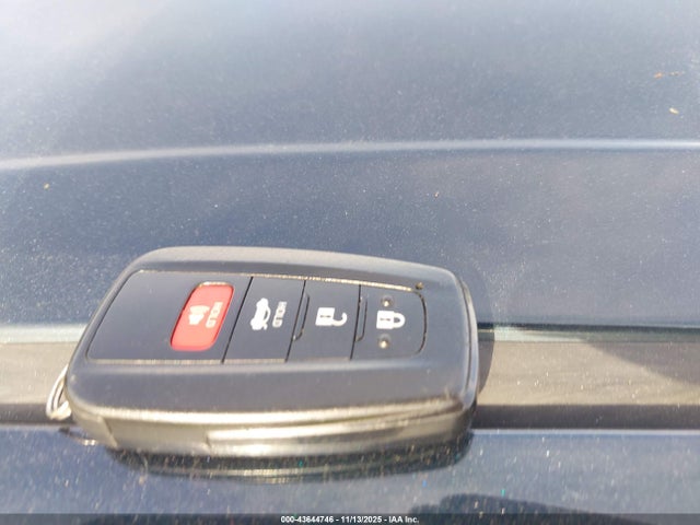 Aukcja sprzedaży 2021 Toyota Camry Le, vin: 4T1R11AK5MU575599, numer aukcji: 43644746