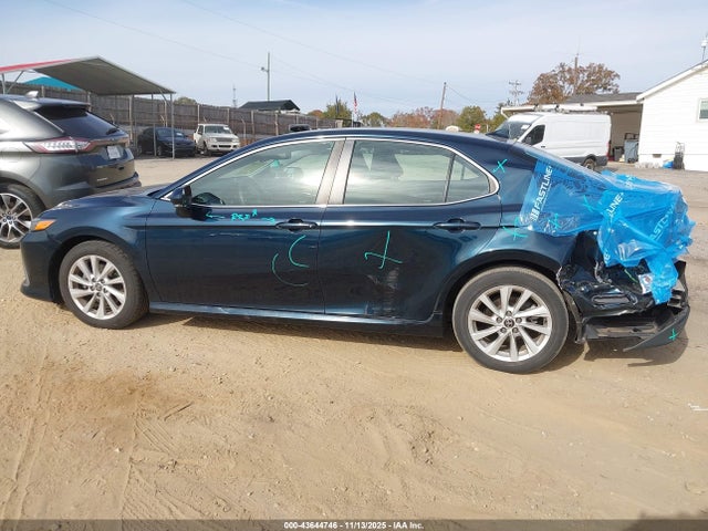 Aukcja sprzedaży 2021 Toyota Camry Le, vin: 4T1R11AK5MU575599, numer aukcji: 43644746