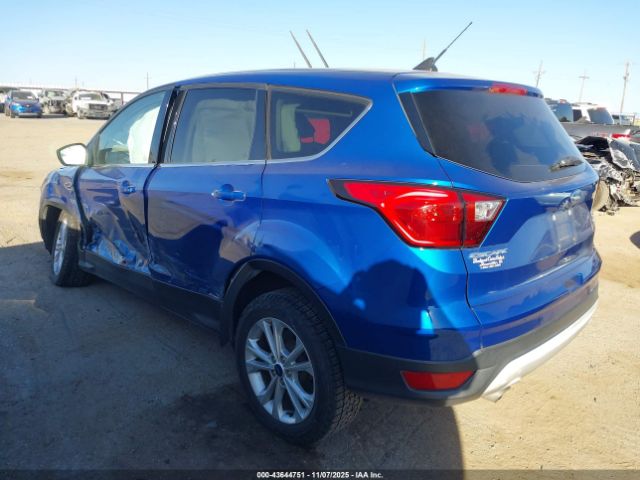 2019 FORD ESCAPE 1FMCU9GD6KUB80543 Photo 2