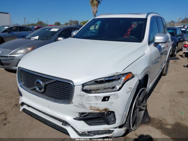 2017 VOLVO XC90 YV4A22PM4H1131907 Photo 1
