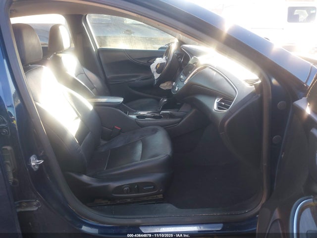 1G1ZE5SX3LF021824 Chevrolet Malibu Fwd Premier