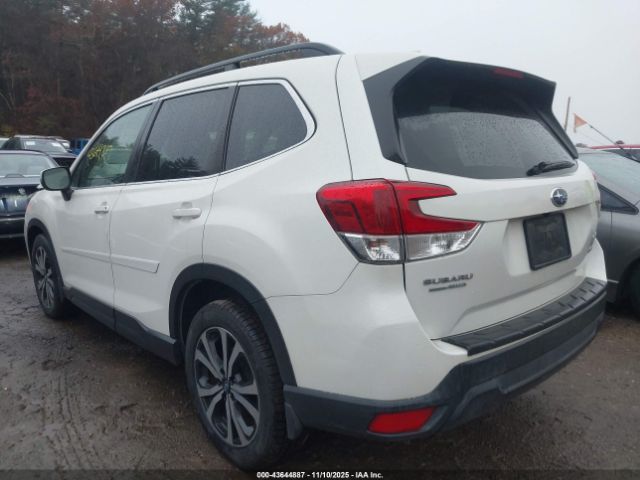 2019 SUBARU FORESTER JF2SKASC8KH510098 Photo 2