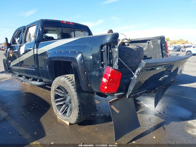 1GC1KWEYXHF165045 Chevrolet Silverado 2500hd Ltz