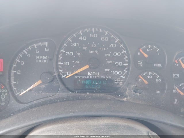 2002 Chevrolet Suburban 2500 Ls მანქანა იყიდება აუქციონზე, vin: 3GNGK26G72G308460, აუქციონის ნომერი: 43645024